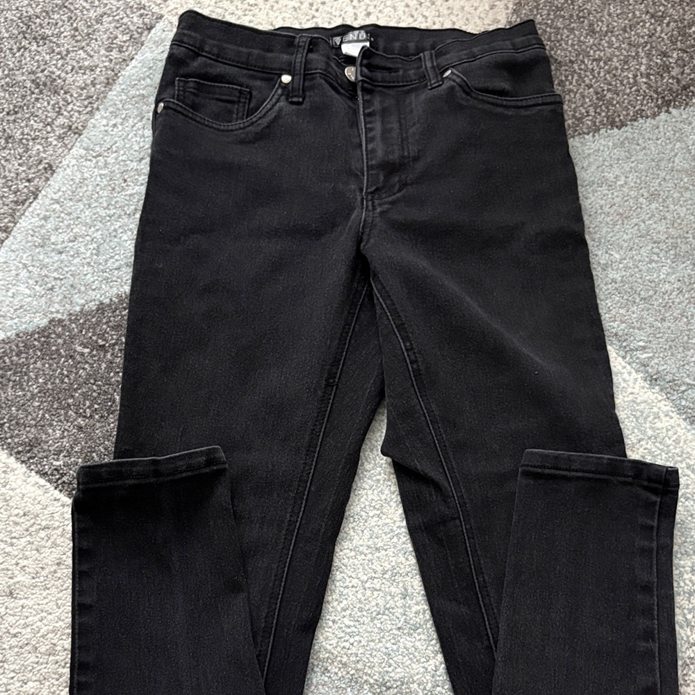 VENUS Charcoal Jeans